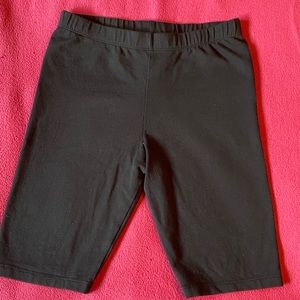 2/$18 Girl’s Oshkosh Black Shorts